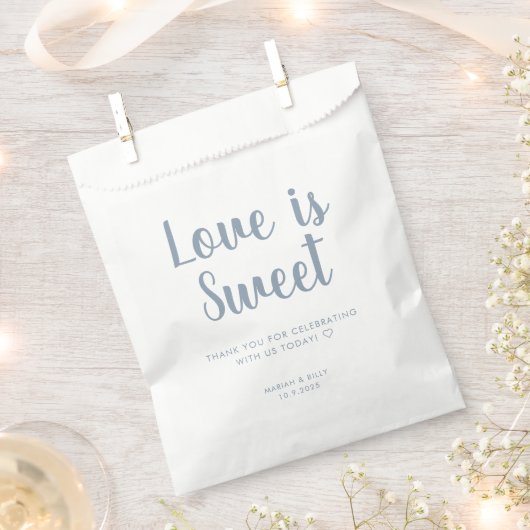 Sachets En Papier Simple Dusty Blue Love est Mariage de script doux (Coupé)
