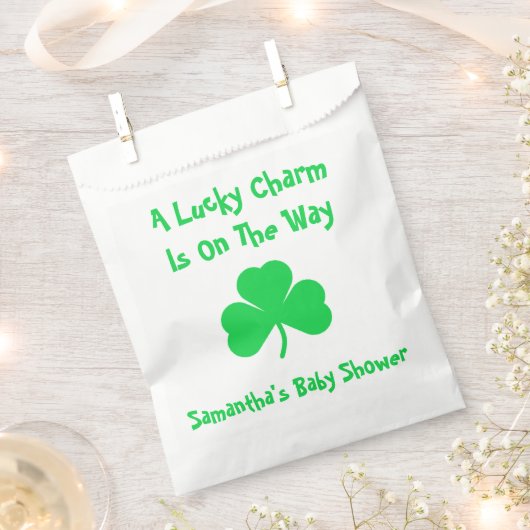 Sachets En Papier Un Charme Chanceux Est En Route (Coupé)