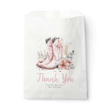 Verres à champagne rose et bulles pour la douche d