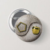 Sacred Chao Ronde Button 5,7 Cm (Voorkant /achterkant)