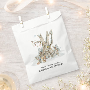 Sacs de cadeaux de fête   Forêt de bois d'hiver