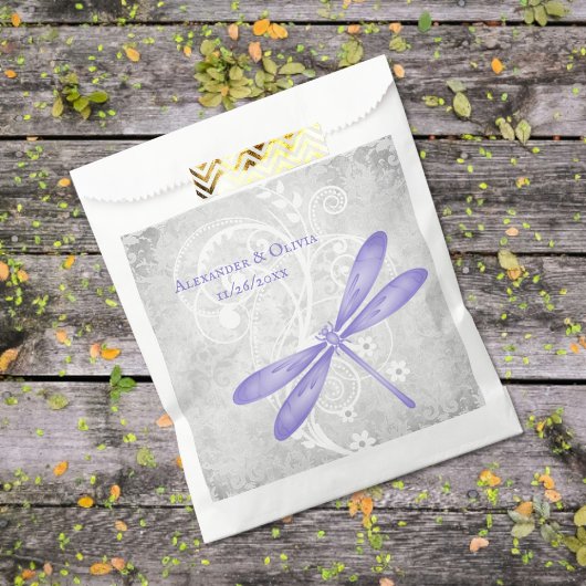 Sacs préférés de mariage de libellules violettes