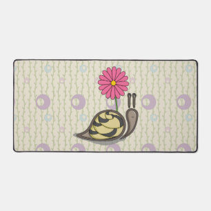 Sadie the Snail Bureaumat