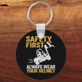 Safety First Funny Forklift Operator Gift Sleutelhanger (Voorkant)