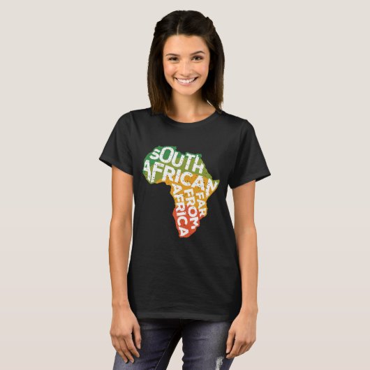 Saffa Zuid-Afrikaanse Verre van Afrika Funny ExPat T-shirt (Voorkant volledig)