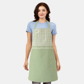 Sage and Cream All-Over Print Schort (Gedragen)