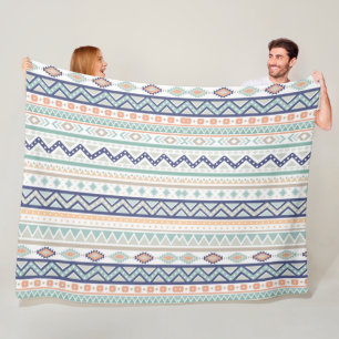 Sage & Coral Native American Pattern Fleece Deken
