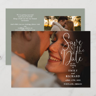 Sage Green 2 Foto Elegant Script Wedding QR-code Save The Date