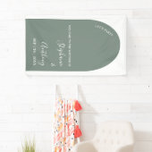 Sage Green and White Arch Wedding Spandoek (Insitu)