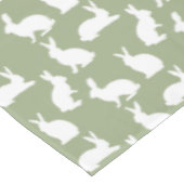 Sage Green And White Bunny Pattern Cute Easter Tafelkleed (Gekanteld)