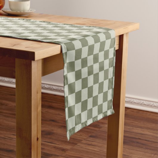 Sage Green Checkerboard Korte Tafelloper (Voorbeeld)