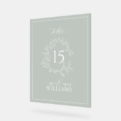 Sage Green Crest Monogramme Mariage Numéro de tabl (Angle)