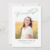 Sage Green Enfin Faire-part de graduation photo (Devant)