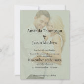 Sage Green Faux Vellum Minimalistische Overlay Wed Kaart (Voorkant)