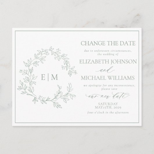 Sage Green Leafy Crest Monogram Datum wijzigen Uitnodiging Briefkaart (Voorkant)