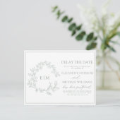 Sage Green Leafy Crest Monogram Vertraging Datum Uitnodiging Briefkaart (Staand voorkant)