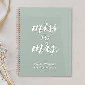 Sage Green Miss à Mme Wedding planner