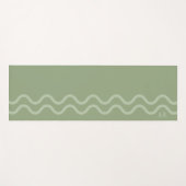 Sage Green Modern Minimal Wavy Lines And Initials Yogamat (Voorkant (horizontaal))