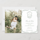 Sage Green Monogram Crest Sla de datum op Magnetische Uitnodiging (Voorkant)