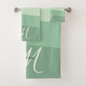 Sage Green Tones Geometric Pattern Bad Handdoek (Insitu)