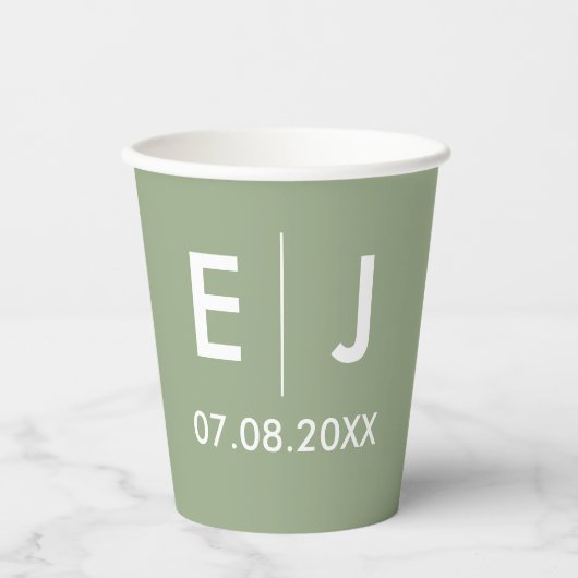 Sage Green & White Monogram Weddenschap Papieren Bekers (Voorkant)