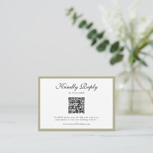 Sage Green Wildflower Crest Bruiloft QR Code RSVP Informatiekaartje (Staand voorkant)