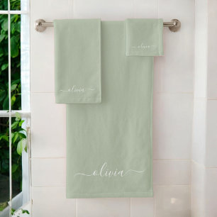 Sage Groen Minimalistisch Modern Monogram Elegant Bad Handdoek