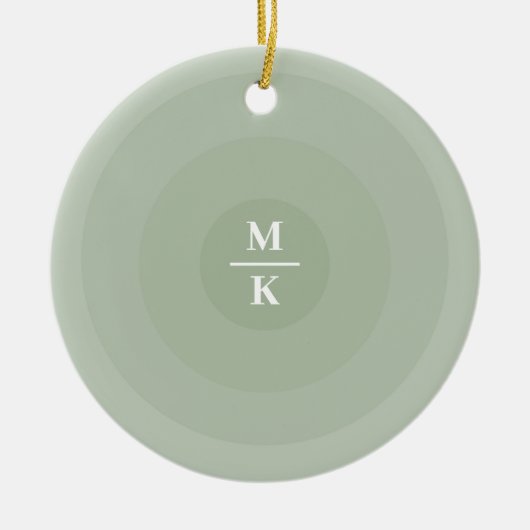 Sage Groene minimalistische cirkelgradiënt monogra Keramisch Ornament (Voorkant)
