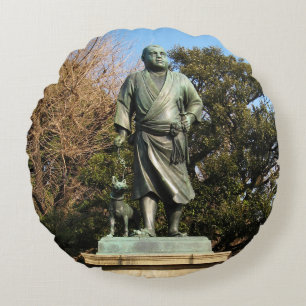 Saigo Takamori (de laatste Samurai) & Dog Statue Rond Kussen