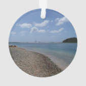 Sailboat à la distance de St Thomas (dos)