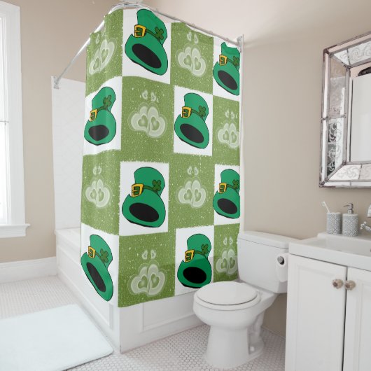 Saint Patrick's Day Douche rideau Coeurs Casquette (En situation)