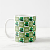 Saint Patrick's Day Mug Coeurs blancs Casquette (Gauche)