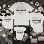 Saison Éffrayante personnalisée Halloween Ghost Ca<br><div class="desc">Offrez-vous la saison éffrayante dans un style pur avec notre T-Shirt Halloween Ghost Cat de saison Éffrayante personnalisée. Cette chemise enchanteresse mêle tous vos éléments préférés d'Halloween en une pièce incontournable. Doté d'un adorable chat noir habillé comme un fantôme, cette chemise est un ravissant hommage aux fanatiques de félins et...</div>