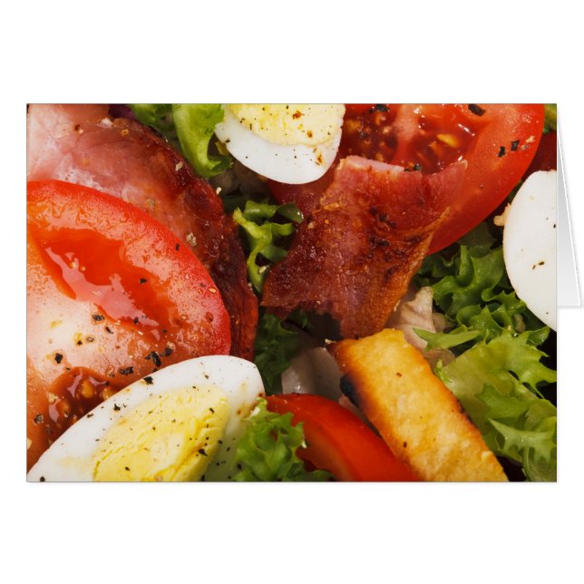 Salade de tomate et de bacon (Devant horizontal)