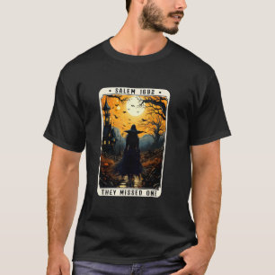 Salem 1692 Halloween Witch Ze misten een Tarot C T-shirt