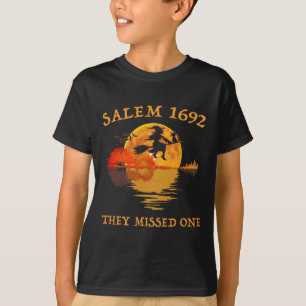 Salem 1692 Ze misten een heks rijdende bezemzaal T-shirt