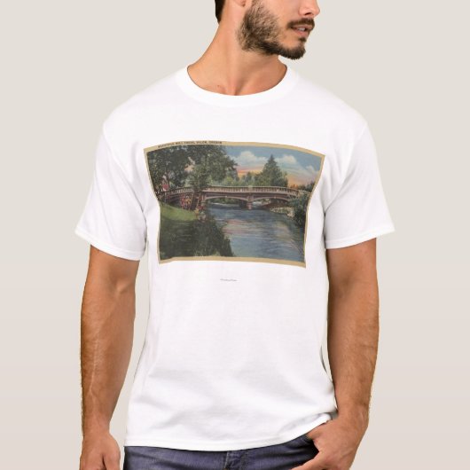 Salem, Oregon - Mooie Mill Creek T-shirt (Voorkant)