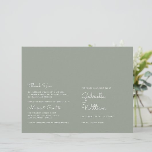 Salie groen minimalistisch script huwelijksprogram (Staand voorkant)