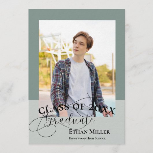 Salie Groene Minimalistische Foto Afstudeeraankond Kaart (Voorkant)
