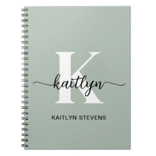 Salie Groene Script Monogram Notitieboek