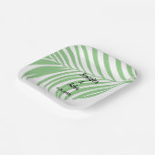 Salie Groene Tropische Palmboomblad Cute Bruiloft Papieren Bordje (Gebogen)