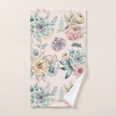 SALLE DE BAINS OFFRE UN ENSEMBLE DE PEIGNOIRS (Serviette à main)