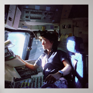Sally Ride - eerste Amerikaanse vrouw in de ruimte Poster