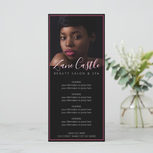 Salon de beauté Menu Tarifs (Debout devant)