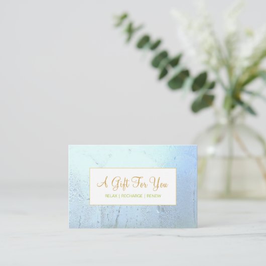 Salon et Spa Aqua Blue Glass Certificat cadeau (Debout devant)