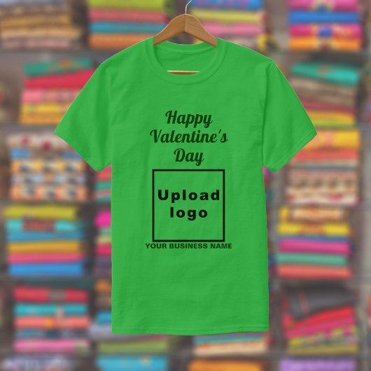 Salutation de Saint-Valentin sur T-shirt vert