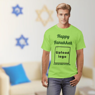 Salutation Hanoukka d'affaires sur le T-shirt vert