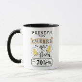 Salutations et bières à 70 ans de Mug d'anniversai (Gauche)