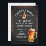 Salutations et bières Invitation de fête du 40e an<br><div class="desc">Salutations et bières Invitations d'anniversaire. Facile à personnaliser. Tout le texte est ajustable et facile à changer pour vos besoins de partie. Chalet et éléments arrière - plans en bois rustique. Fun Chalkboard tourbillonne et fleurit. Boue à bière aquarelle. Invitations pour lui. Barre ou jardin barbecue design anniversaire. N'importe quel...</div>