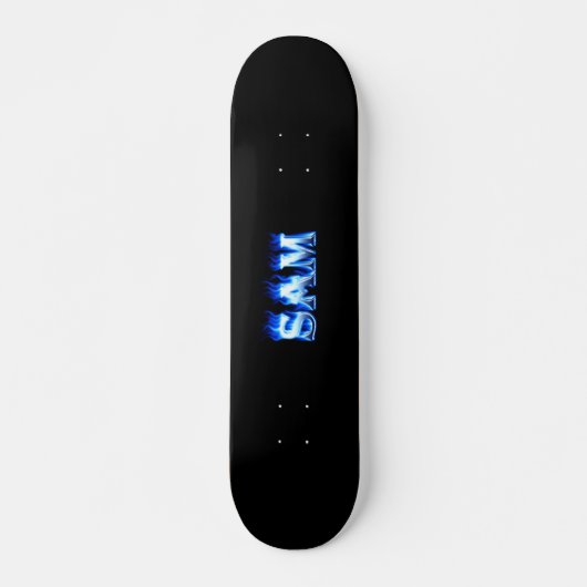 Sam skateboard blauw vuur en vlammenontwerp. (Voorkant)